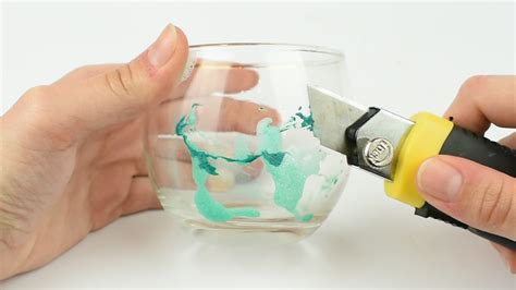 How to Remove Acrylic Paint from Plastic: A Comprehensive Guide