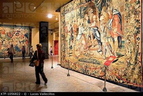  Zaragoza: A Spanish Portrait：The Tapestry of History Woven with Threads of Resilience